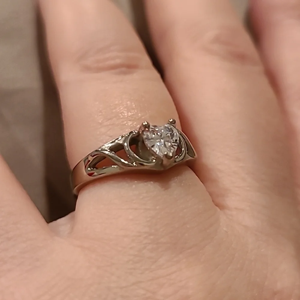 Heart shape cubic zirconia stainless steel ring